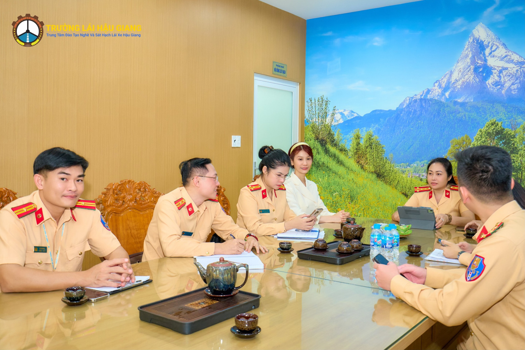 //truonglaihaugiang.vn/files/images/DOAN%20KIEM%20TRA%20CUC%202026.jpg?v=1.0