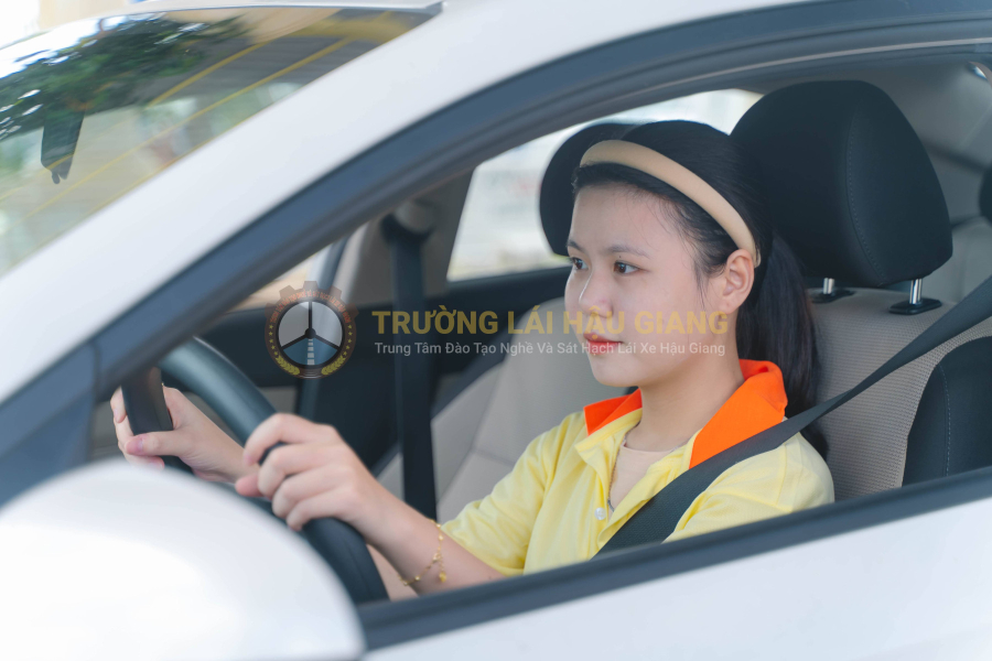 Hạng C lên D2